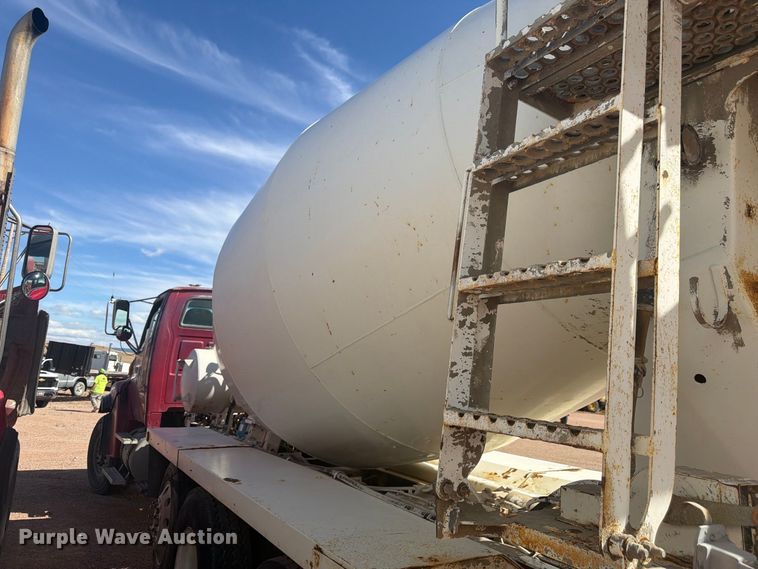 image for item FM7675 2006 Sterling Truck L9500 Series ready mix truck