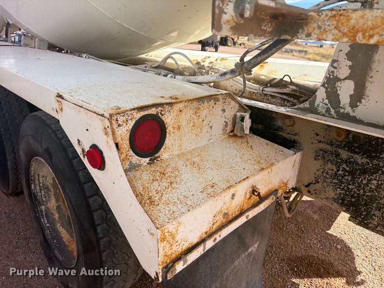 image for item FM7675 2006 Sterling Truck L9500 Series ready mix truck
