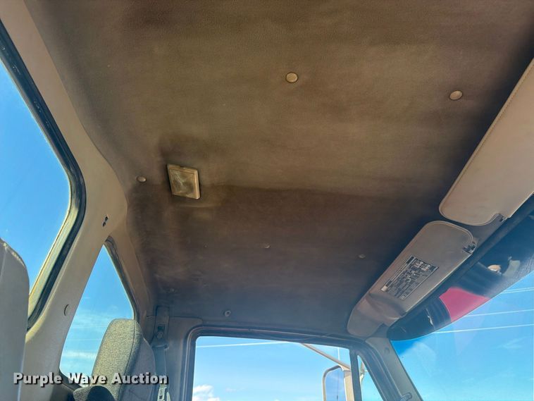 image for item FM7675 2006 Sterling Truck L9500 Series ready mix truck