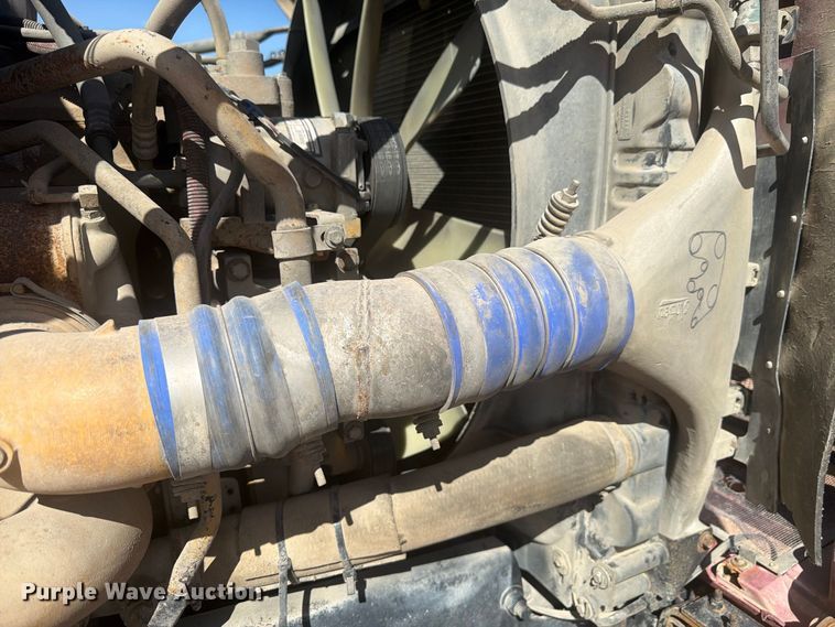 image for item FM7675 2006 Sterling Truck L9500 Series ready mix truck