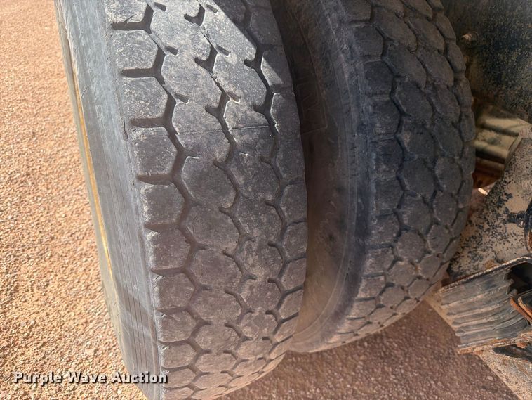 image for item FM7675 2006 Sterling Truck L9500 Series ready mix truck