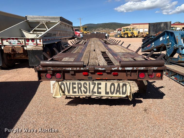 image for item FM7686 1991 Dorsey drop deck trailer