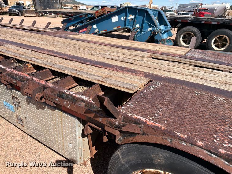 image for item FM7686 1991 Dorsey drop deck trailer