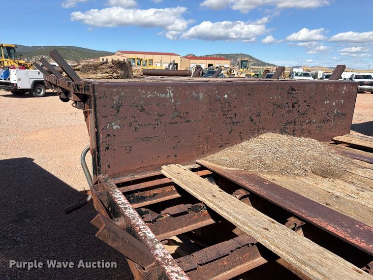 image for item FM7686 1991 Dorsey drop deck trailer