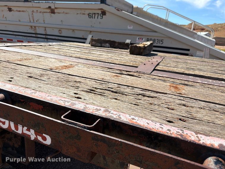 image for item FM7686 1991 Dorsey drop deck trailer