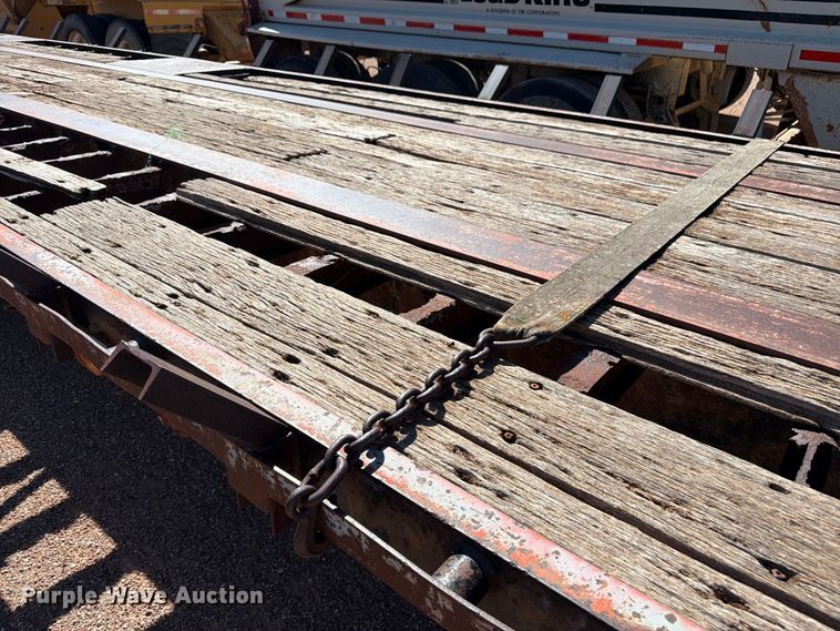 image for item FM7686 1991 Dorsey drop deck trailer