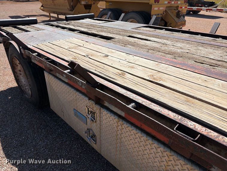 image for item FM7686 1991 Dorsey drop deck trailer