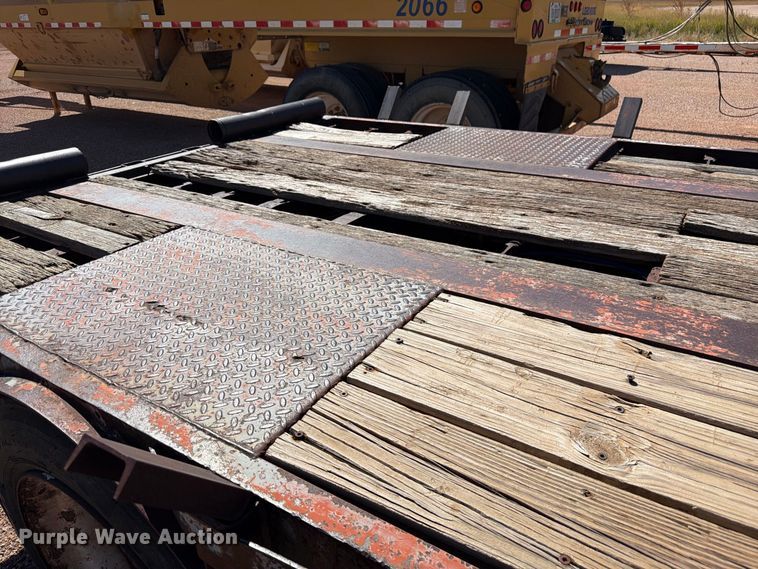 image for item FM7686 1991 Dorsey drop deck trailer