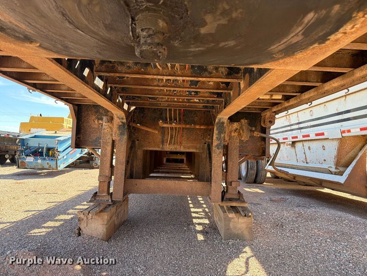 image for item FM7686 1991 Dorsey drop deck trailer