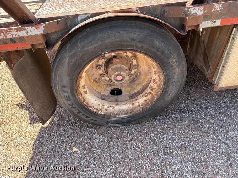 image for item FM7686 1991 Dorsey drop deck trailer