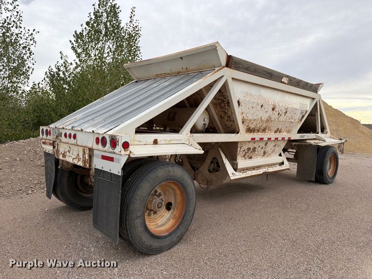 image for item FM7691 1996 Ranch Manufacturing Co. bottom dump trailer