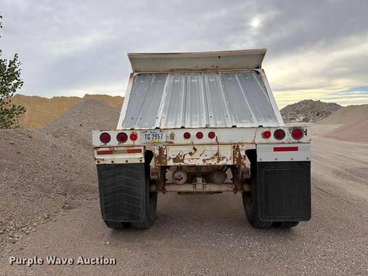 image for item FM7691 1996 Ranch Manufacturing Co. bottom dump trailer