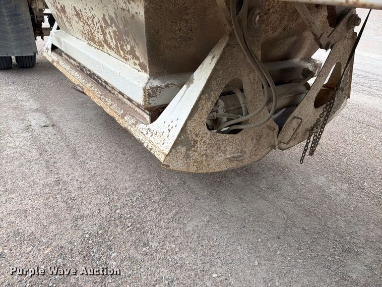 image for item FM7691 1996 Ranch Manufacturing Co. bottom dump trailer