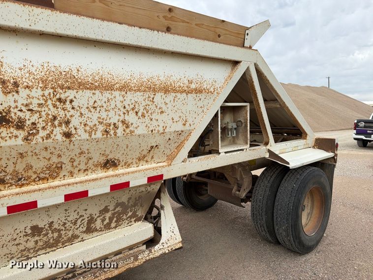 image for item FM7691 1996 Ranch Manufacturing Co. bottom dump trailer
