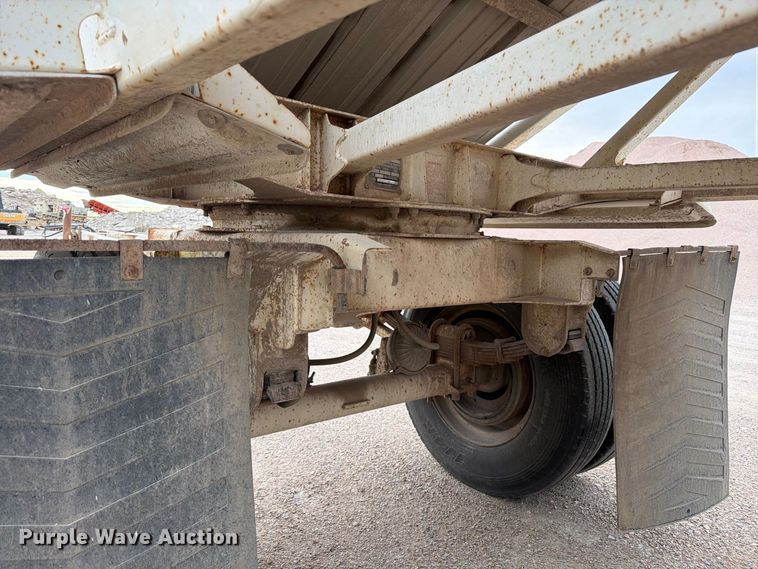 image for item FM7691 1996 Ranch Manufacturing Co. bottom dump trailer