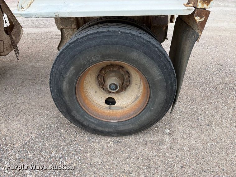 image for item FM7691 1996 Ranch Manufacturing Co. bottom dump trailer