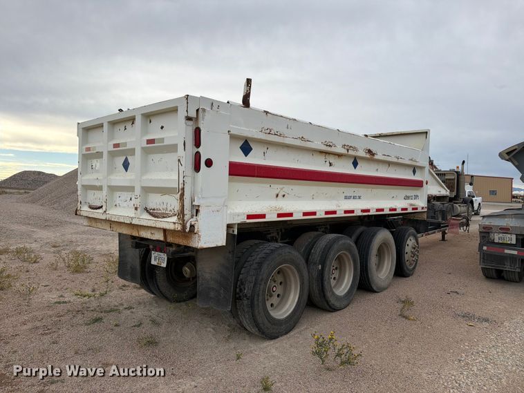 image for item FM7692 1998 Flow Boy end dump pup trailer