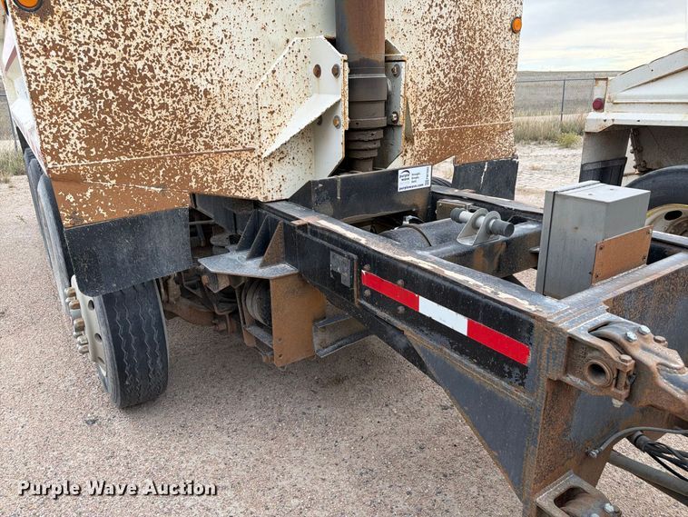image for item FM7692 1998 Flow Boy end dump pup trailer