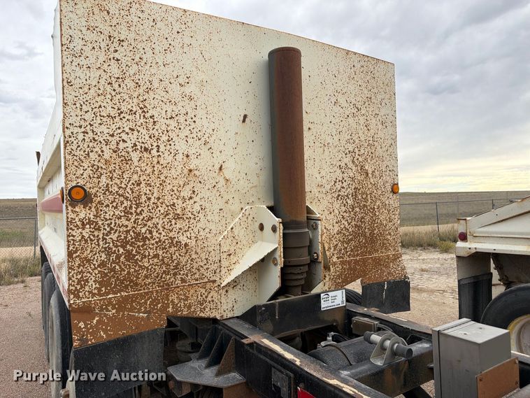 image for item FM7692 1998 Flow Boy end dump pup trailer