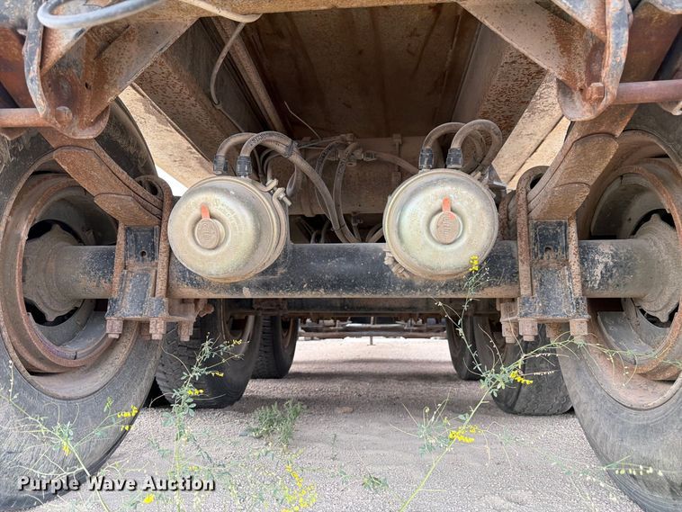 image for item FM7692 1998 Flow Boy end dump pup trailer