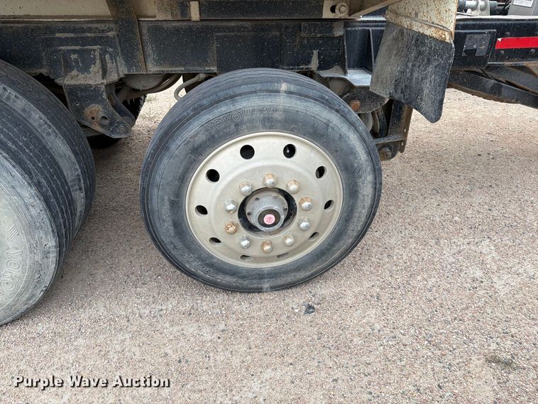 image for item FM7692 1998 Flow Boy end dump pup trailer