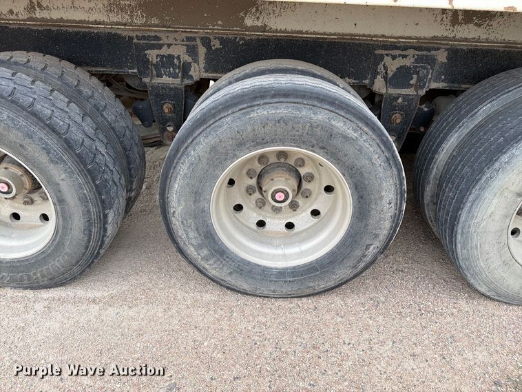 image for item FM7692 1998 Flow Boy end dump pup trailer