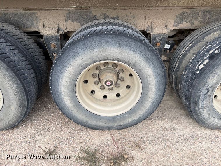 image for item FM7692 1998 Flow Boy end dump pup trailer