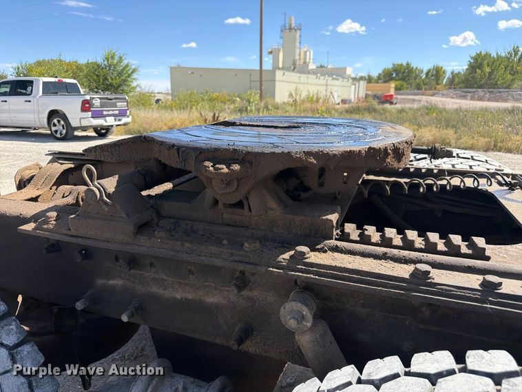 image for item FM7693 2000 Mack CH semi truck