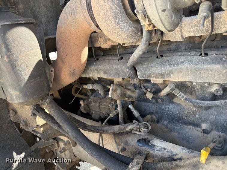image for item FM7693 2000 Mack CH semi truck