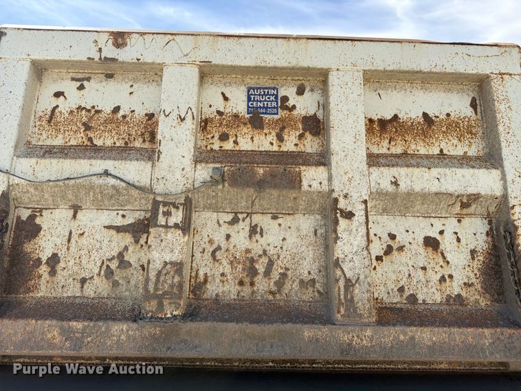 image for item FM7695 2000 Kenworth T800 dump truck