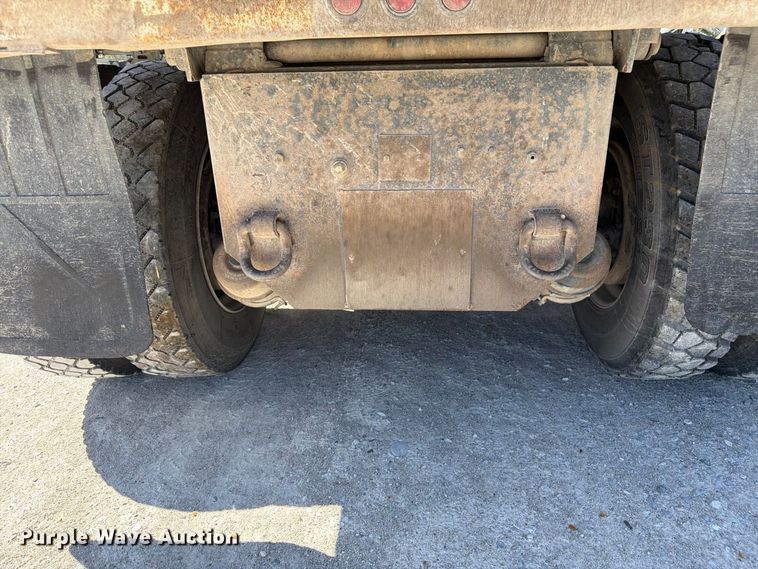 image for item FM7695 2000 Kenworth T800 dump truck