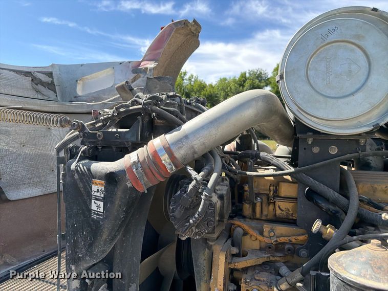 image for item FM7695 2000 Kenworth T800 dump truck