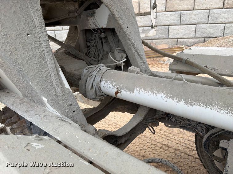 image for item FM7697 2004 Mack CV ready mix truck