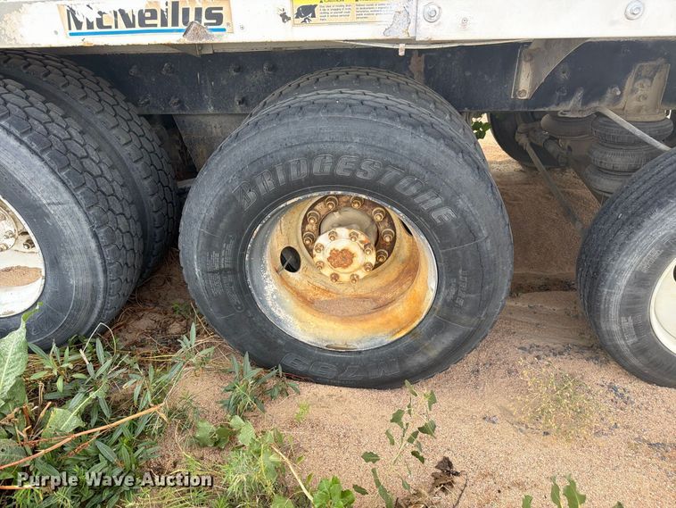 image for item FM7697 2004 Mack CV ready mix truck