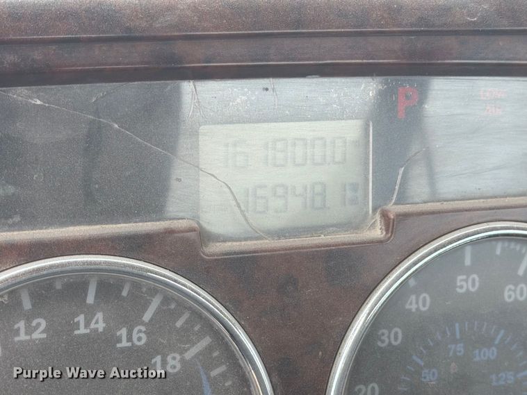 image for item FM7697 2004 Mack CV ready mix truck