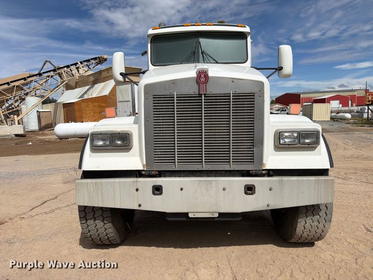 image for item FM7698 2008 Kenworth W9 Series ready mix truck