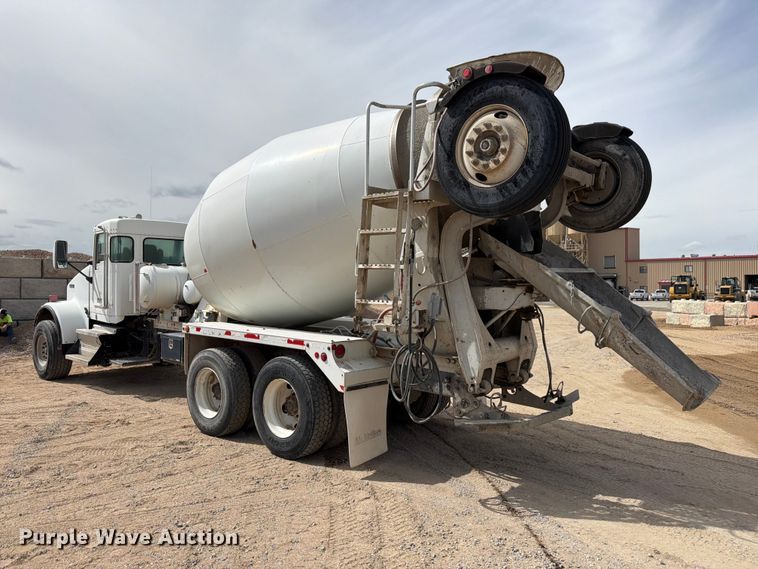 image for item FM7698 2008 Kenworth W9 Series ready mix truck