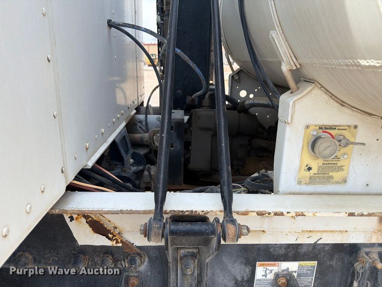 image for item FM7698 2008 Kenworth W9 Series ready mix truck