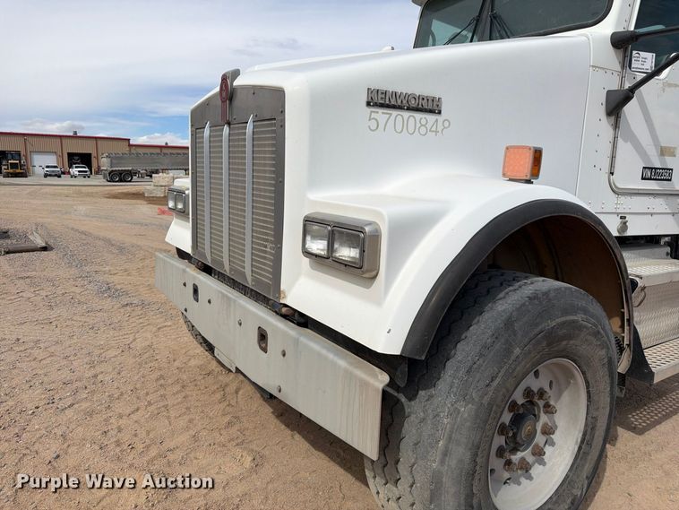 image for item FM7698 2008 Kenworth W9 Series ready mix truck
