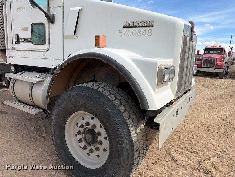 image for item FM7698 2008 Kenworth W9 Series ready mix truck