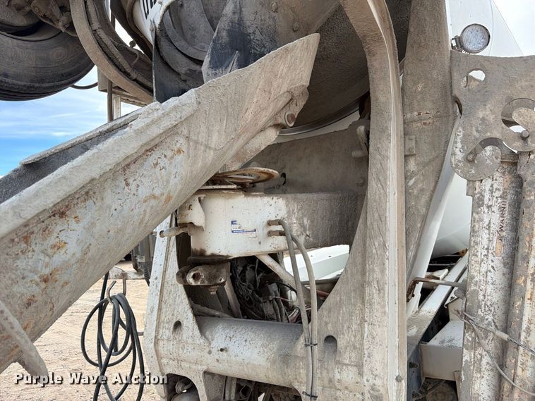 image for item FM7698 2008 Kenworth W9 Series ready mix truck