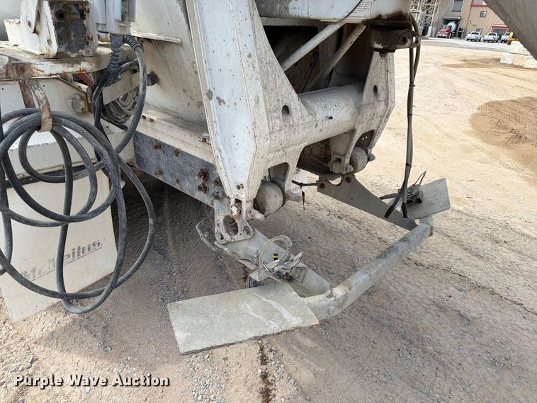 image for item FM7698 2008 Kenworth W9 Series ready mix truck