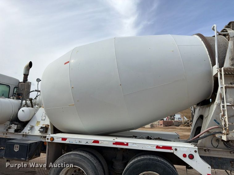 image for item FM7698 2008 Kenworth W9 Series ready mix truck