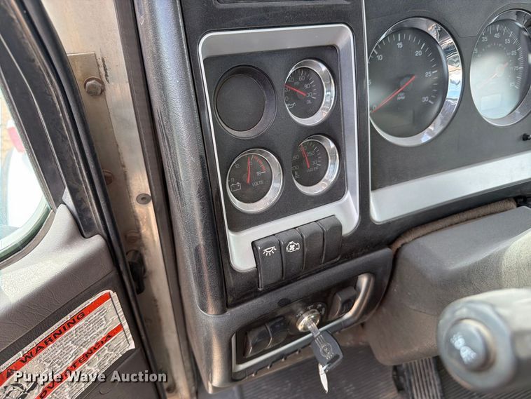 image for item FM7698 2008 Kenworth W9 Series ready mix truck