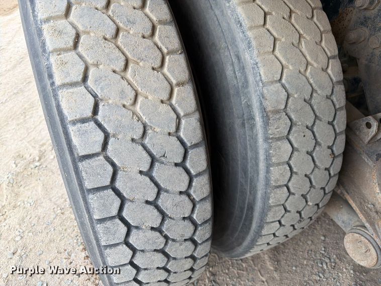 image for item FM7698 2008 Kenworth W9 Series ready mix truck