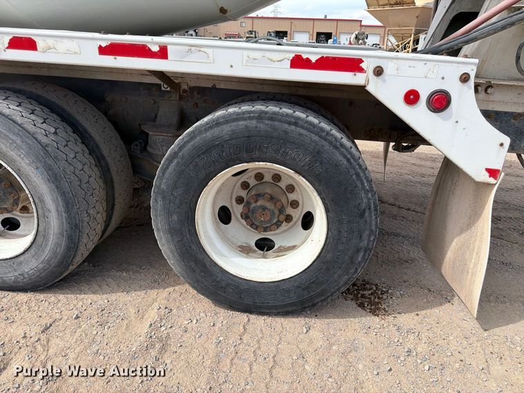 image for item FM7698 2008 Kenworth W9 Series ready mix truck