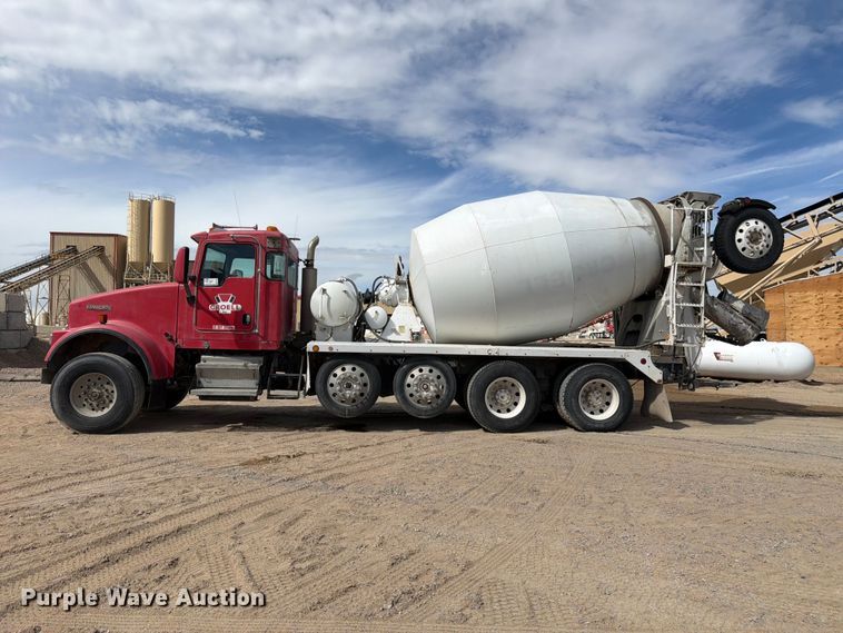 image for item FM7699 2003 Kenworth W900 ready mix truck