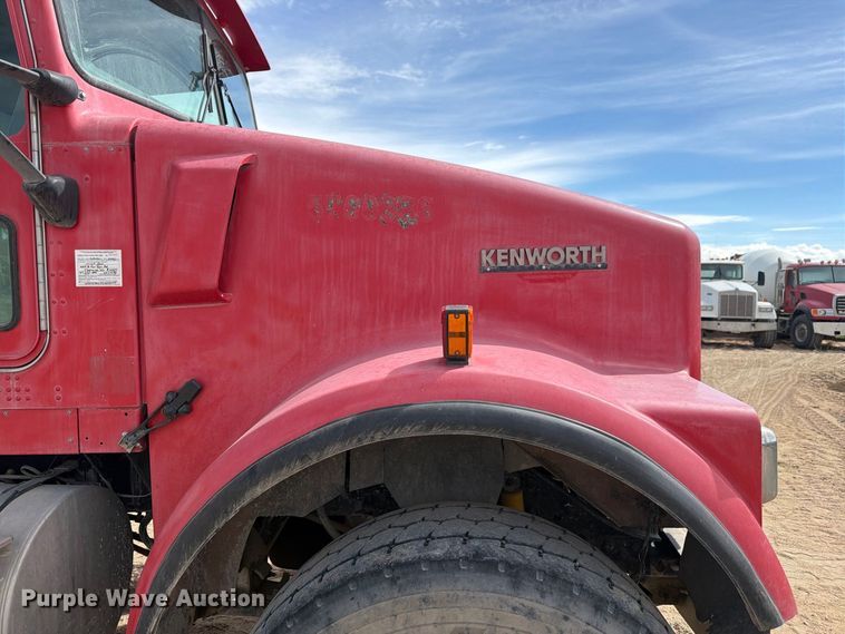 image for item FM7699 2003 Kenworth W900 ready mix truck