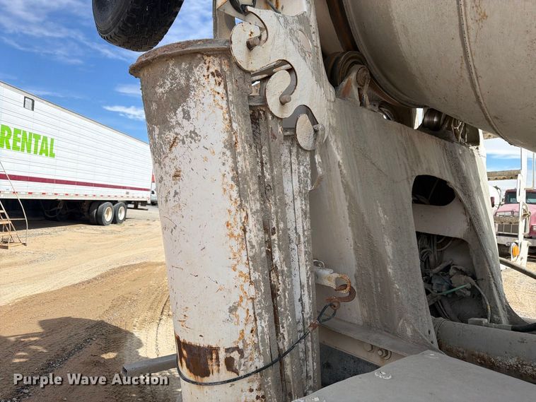image for item FM7699 2003 Kenworth W900 ready mix truck