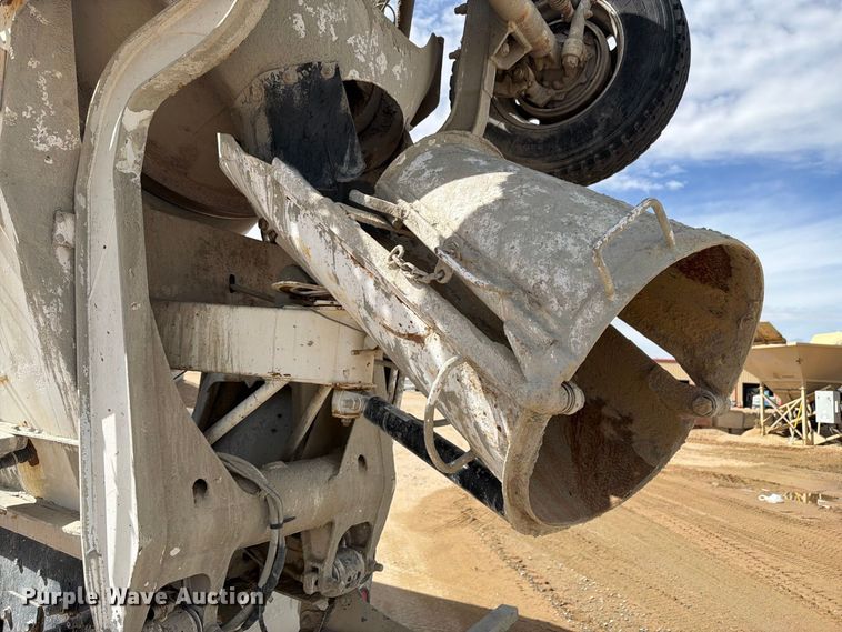 image for item FM7699 2003 Kenworth W900 ready mix truck
